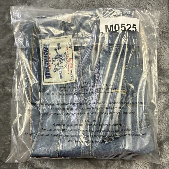 True Religion Shorts Men’s 42 Blue Cutoff Grunge Denim Y2K Jeans - Picture 9 of 9